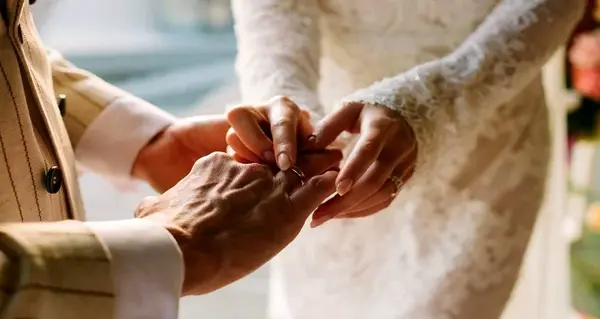 همسرش عکس عروسی نیلوفر پارسا