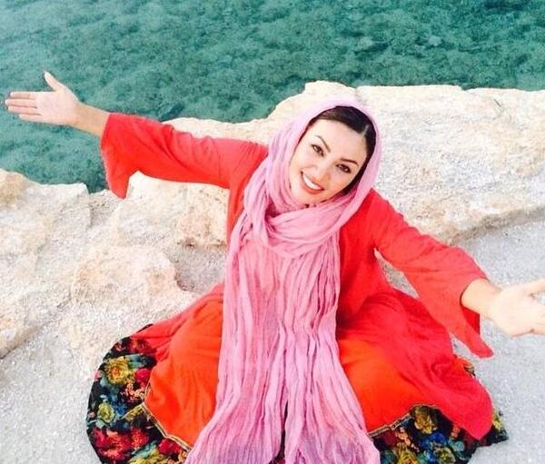 عکس عروسی زیبا بروفه و همسرش