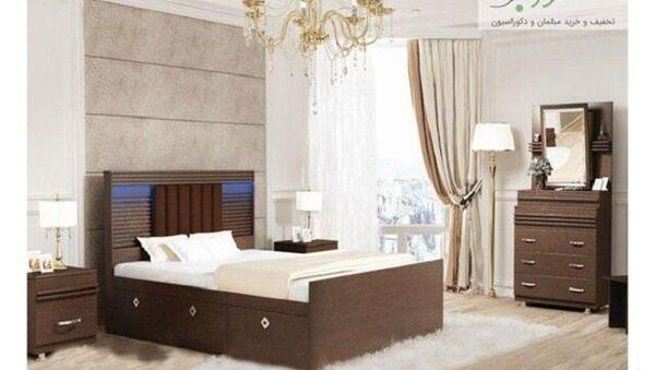 عکس عروس داماد در تخت خواب