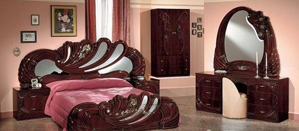 مدل عکس عروس و داماد در تخت خواب
