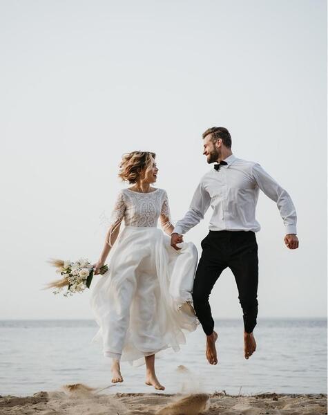 عکس عروس داماد در طبیعت