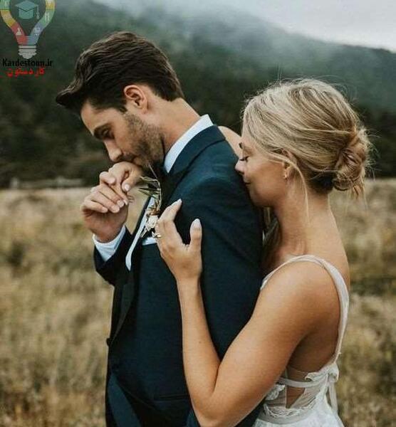 ژست عکس عروس داماد در خانه