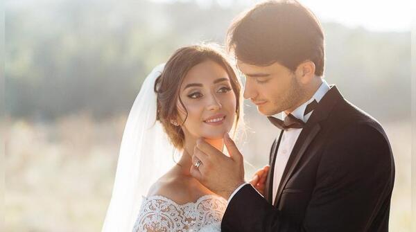 ژست عکس عروس داماد جدید