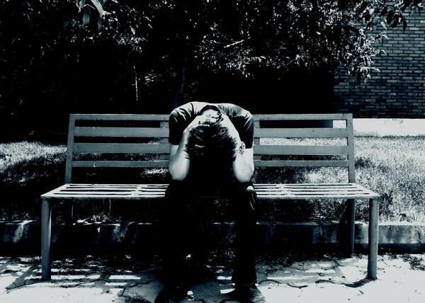 عکس عاشقانه تنها غمگین