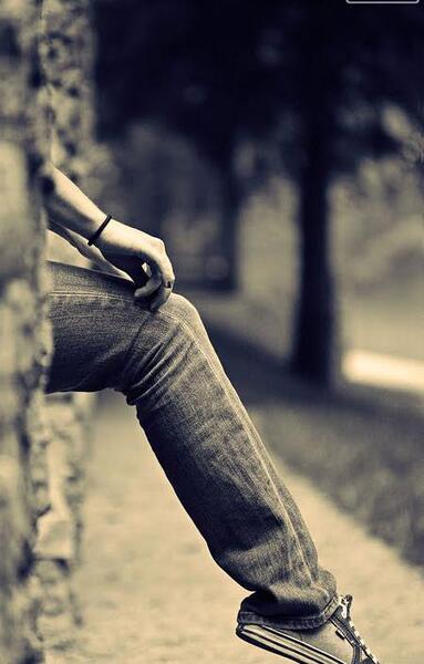 عکس عاشقانه تنها غمگین