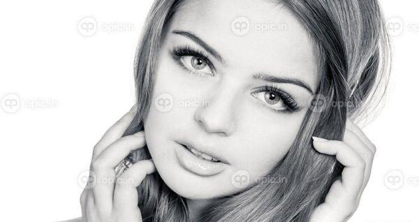 عکس دختر زیبا سیاه و سفید