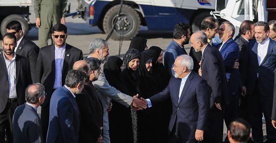 عکس همسر و فرزندان ظریف