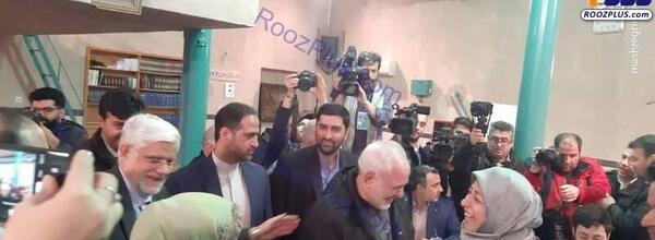 عکس ظریف و همسرش پای صندوق رای