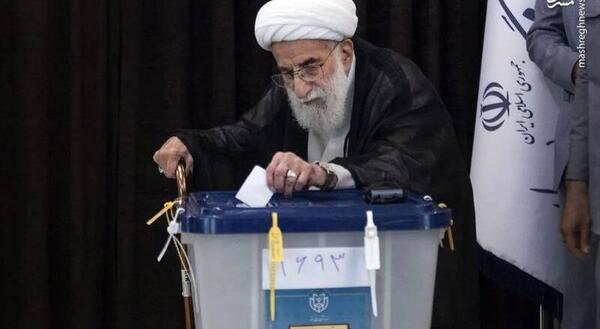 عکس ظریف و همسرش پای صندوق رای