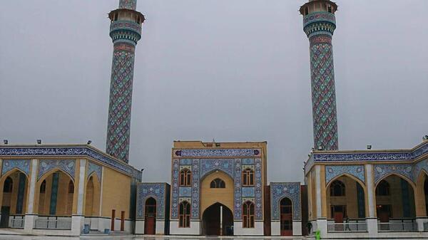 عکس روحانی و ظریف در مسجد اهل سنت