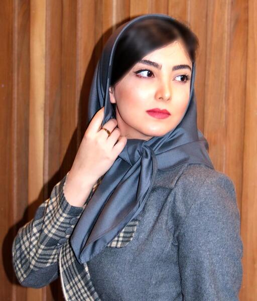 عکس زیبا کرمعلی با مادرش