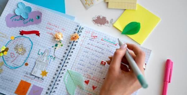 عکس تزیین جلد دفتر مشق دخترانه فانتزی