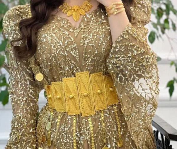 عکس لباس کردی زیبا