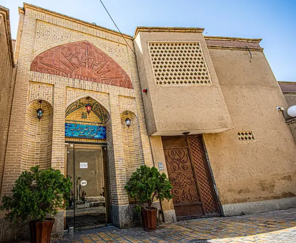 عکس هتل طلوع خورشید اصفهان