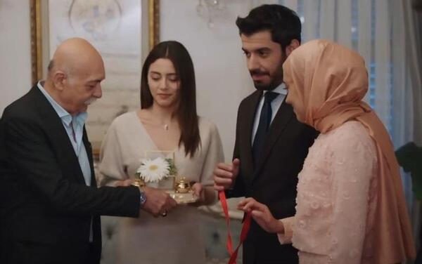 دانلود عکس بازیگران سریال شربت زغال اخته