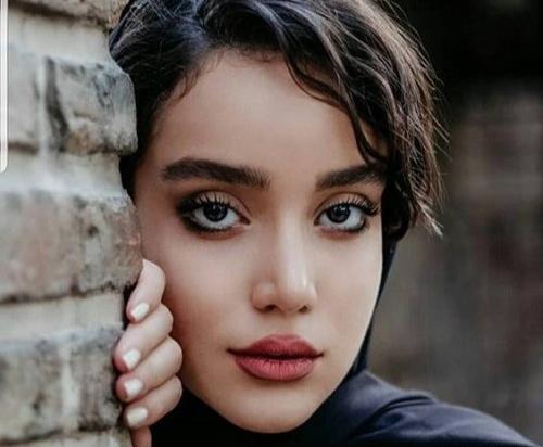 عکس چهره ساده دختر