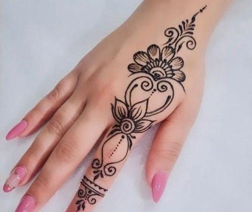 عکس حنای ساده روی دست