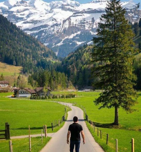 عکس پس زمینه طبیعت سوئیس