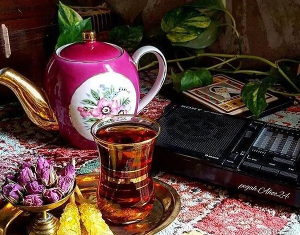 عکس طبیعت و چایی