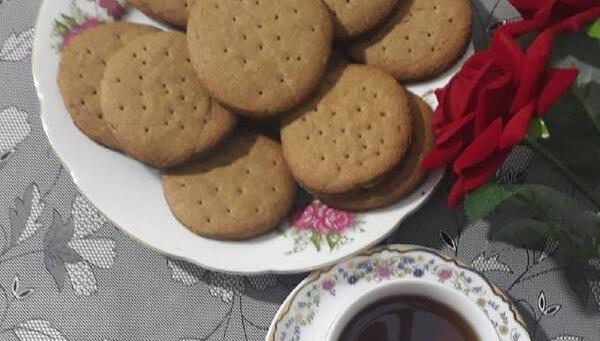 عکس ساقه طلایی ساده