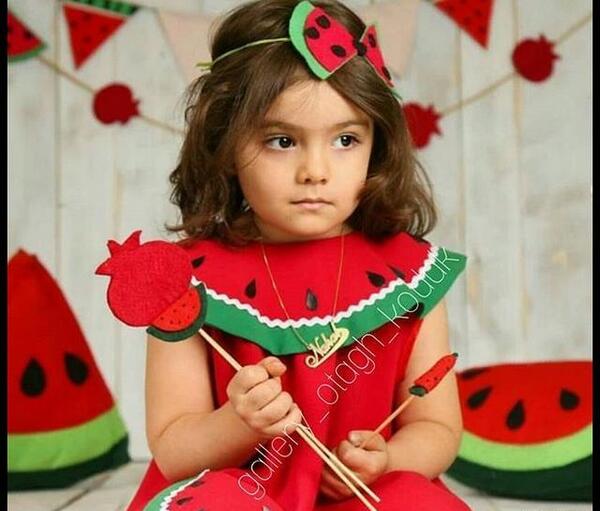 عکس های شب یلدا کودکانه