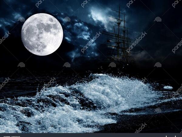 عکس اقیانوس در شب ترسناک