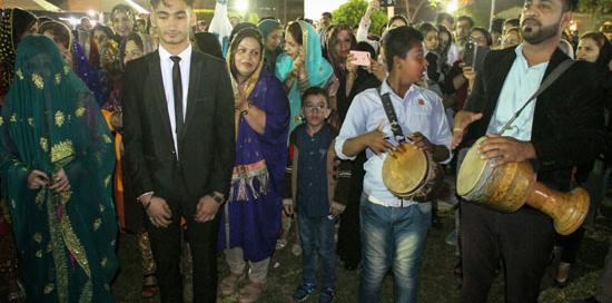 عکس عروس داماد شب حنابندان