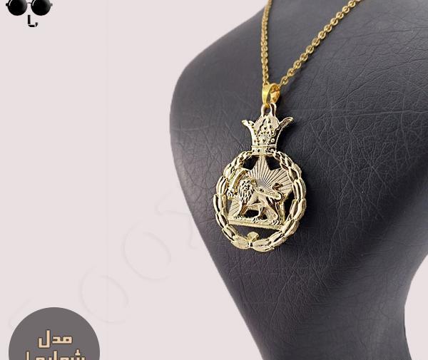 عکس شیر با تاج طلایی