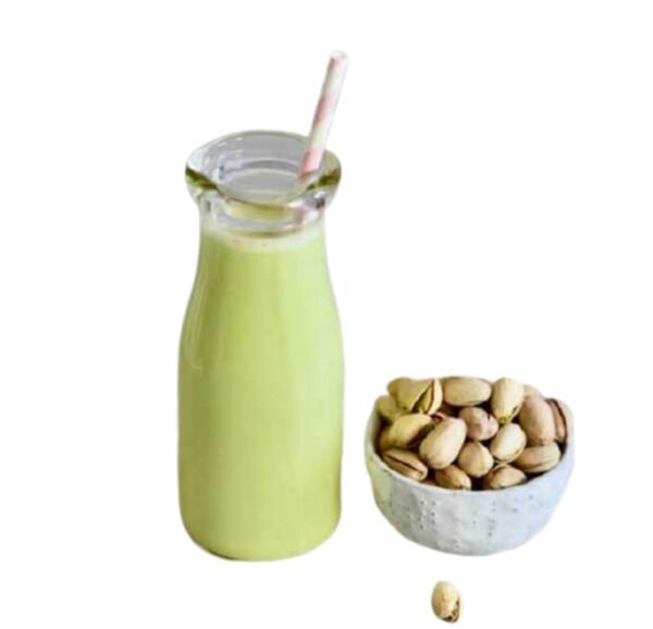 عکس از شیر پسته