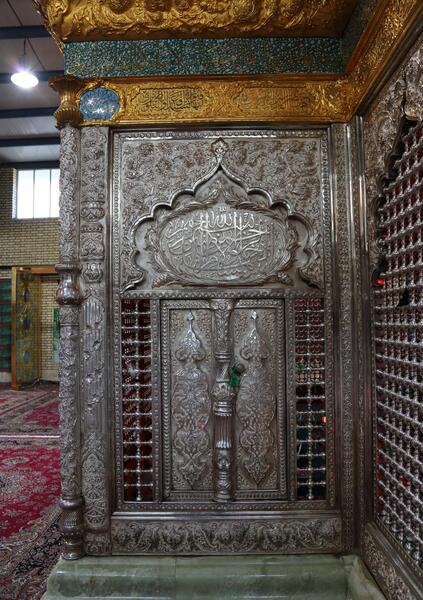 عکس داخل ضریح شش گوشه امام حسین