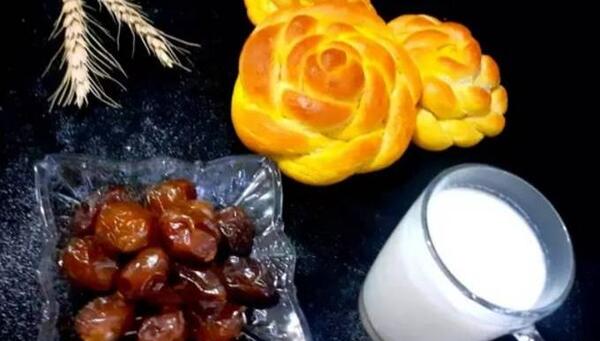 عکس شیر برای صبحانه