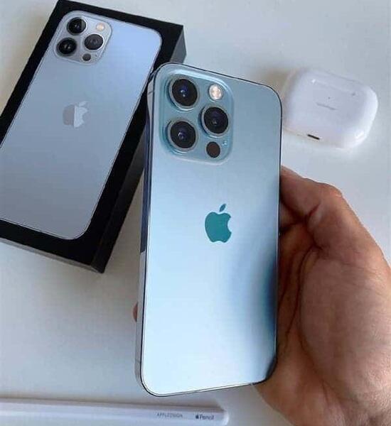 عکس صفحه گوشی آیفون ۱۴