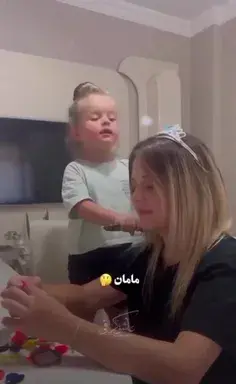 ویسگون زنان عکس شیر مادر به بچه