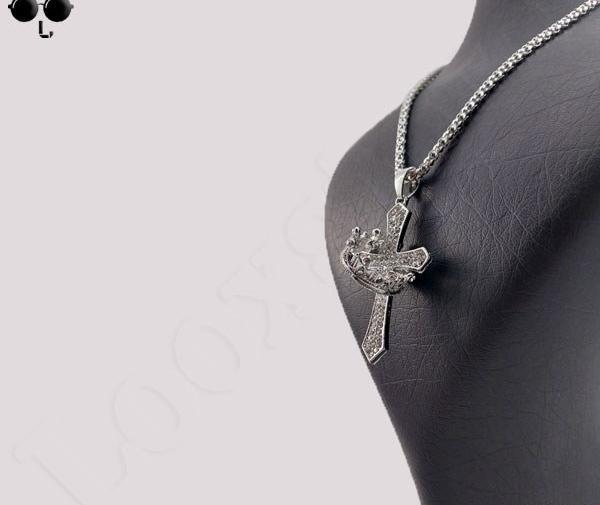 عکس گردنبند صلیب حلقه دار