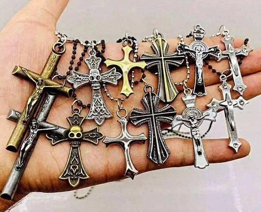 عکس گردنبند صلیبی