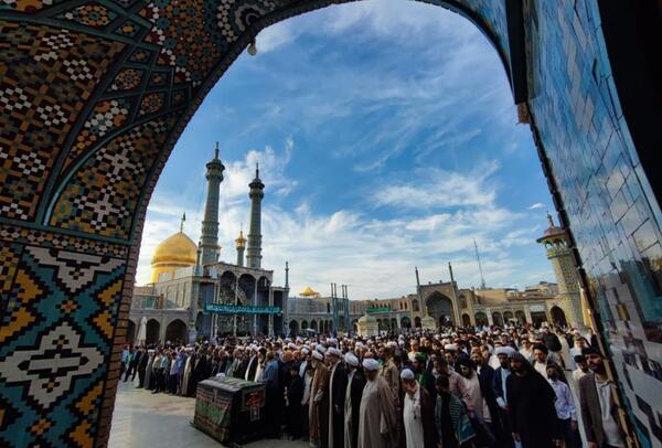 عکس مسجد شاه آبادی