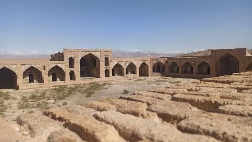 عکس کاروانسرای شاه عباسی سمنان