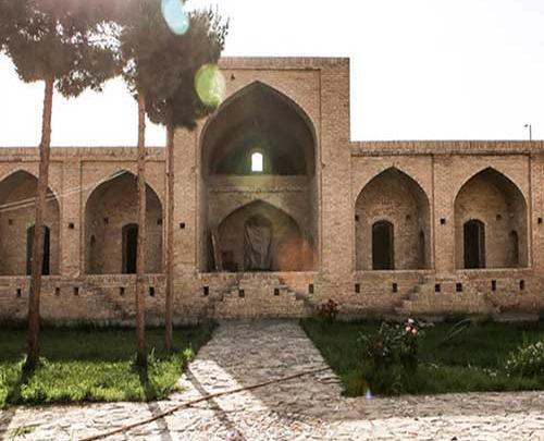 عکس کاروانسرای شاه عباسی سمنان