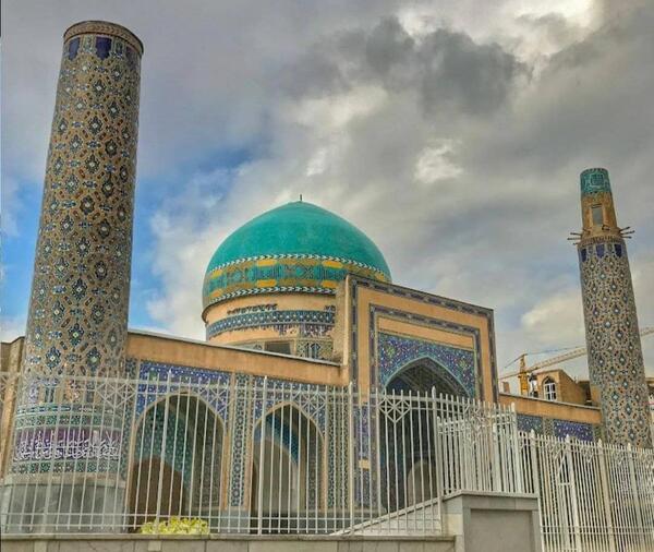 عکس آرامگاه شاه قاسم انوار