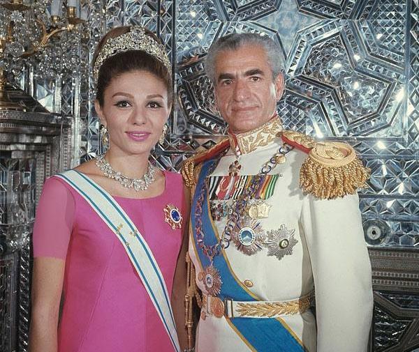 عکس شاه و همسرش فرح