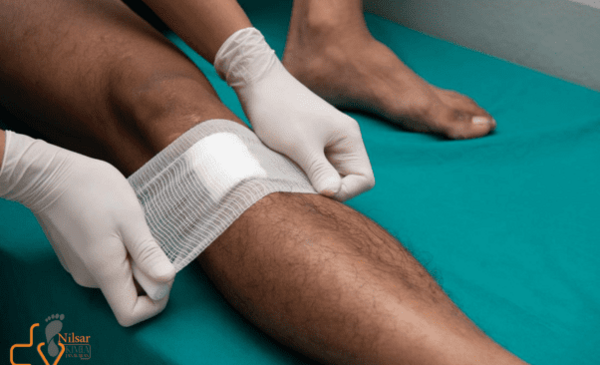 عکس شاهرگ و تیغ زخم عمیق