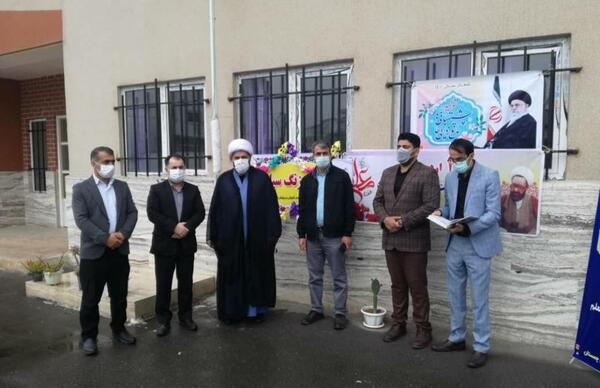 عکس مدرسه شاه حسینی
