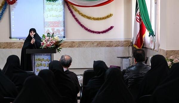 عکس مدرسه شاه حسینی