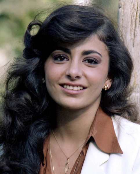 عکس زن شاه در جوانی