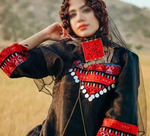 عکس پروفایل لری شاد