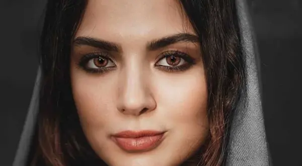 عکس شادی در فیلم لیسانسه ها