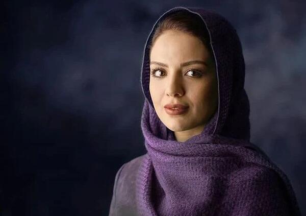 عکس شادی در فیلم لیسانسه ها