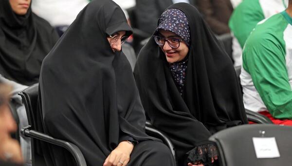 عکس شاد رهبری