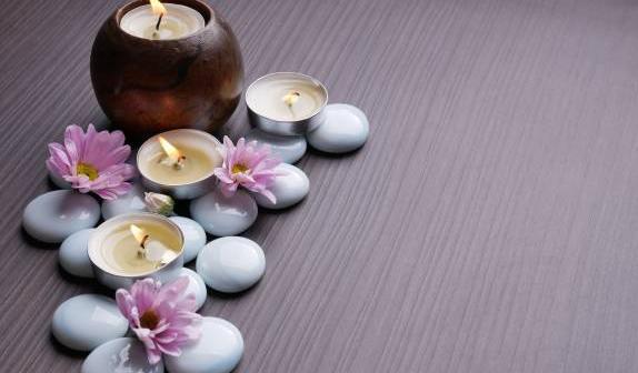 غمگین عکس گل رز مشکی با شمع