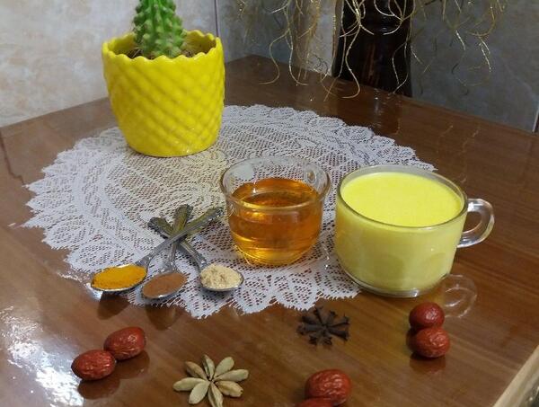 عکس شیر زردچوبه